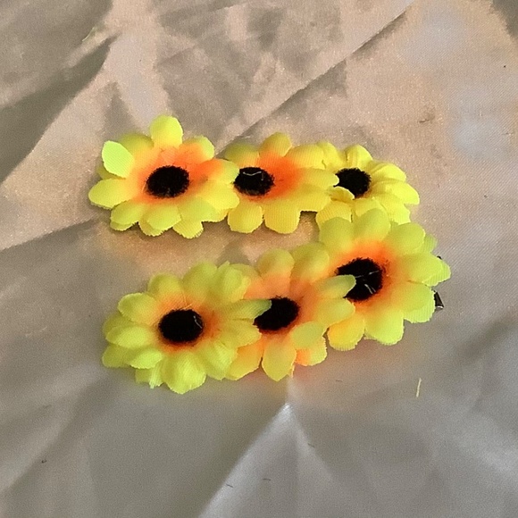 set of 2 large sunflower alligator clips - Picture 6 of 6